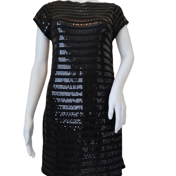 By Passport - Picture 3 of 5